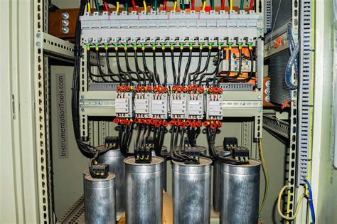 3 phase capacitor bank.